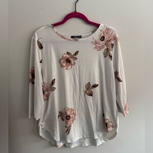 Woman’s Top 🌸